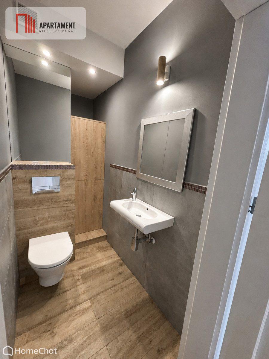 72m2, 3 pokoje, balkon, hala garażowa