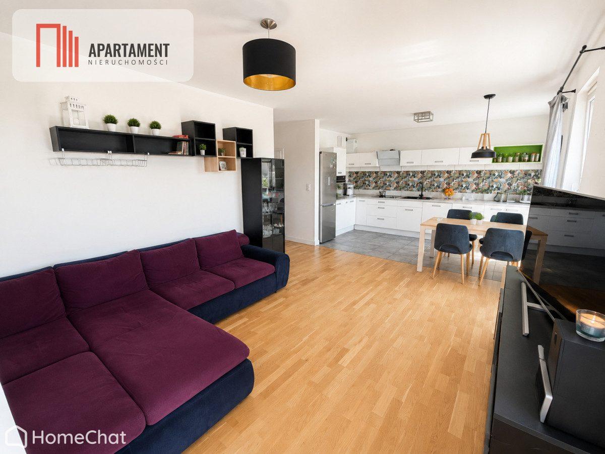 72m2, 3 pokoje, balkon, hala garażowa