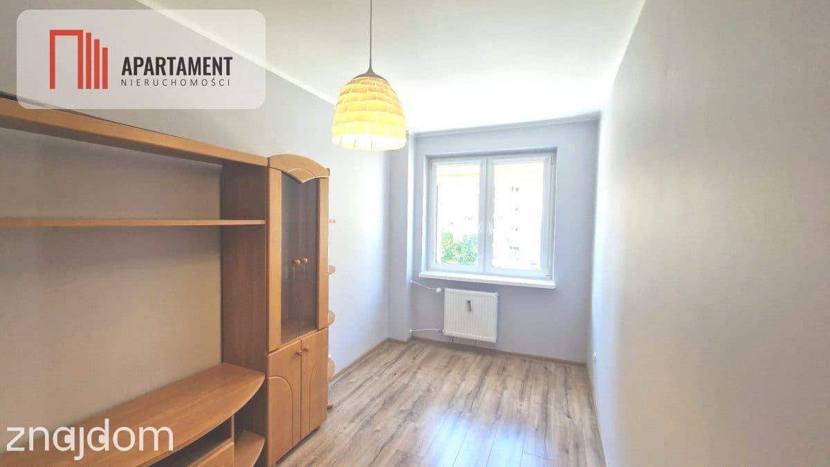 3 pokoje ,loggia, do wprowadzenia - zdjęcie 10