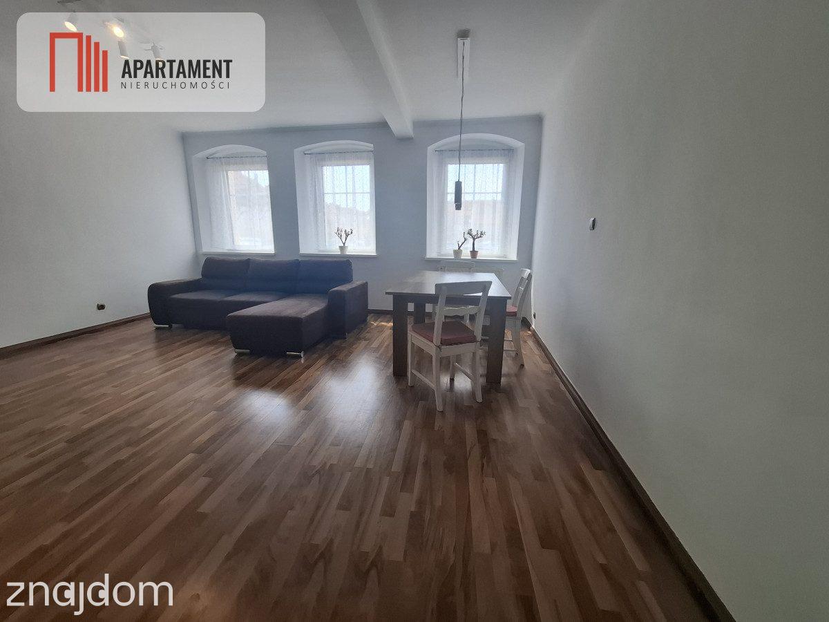 Jasne/65,70 m2/nowy piec/3 pokoje w Rynku - zdjęcie 2