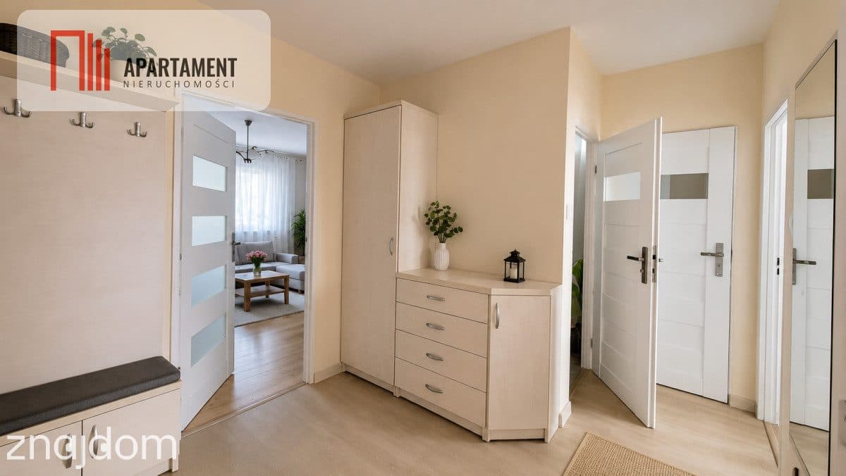 Ładne mieszkanie w dobrej lokalizacji - zdjęcie 2