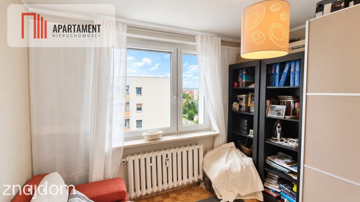 3 pokoje, loggia, świetna lokalizacja - zdjęcie 10