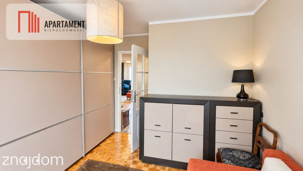 3 pokoje, loggia, świetna lokalizacja - zdjęcie 11