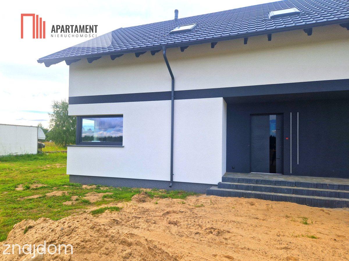 Komfortowy dom typu półbliźniak - zdjęcie 2