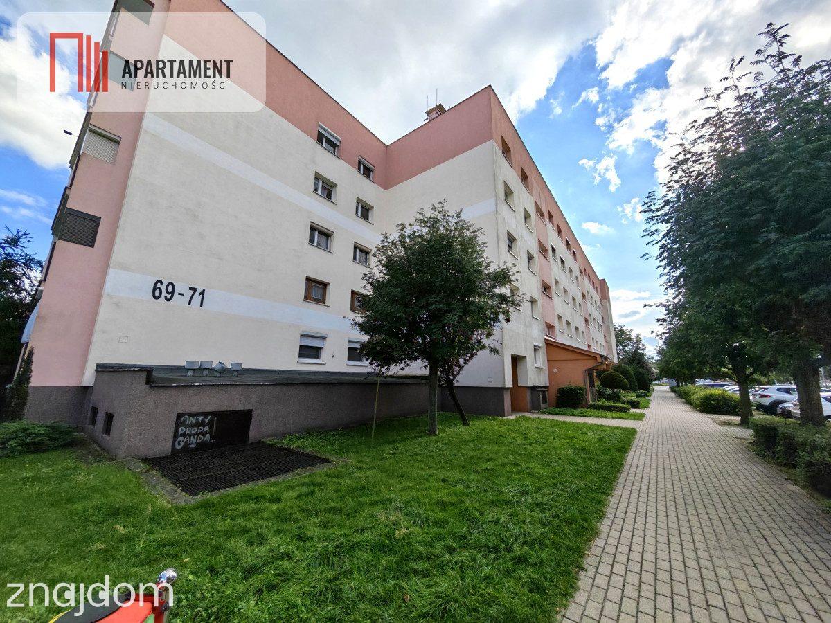 Przestronne mieszkanie na osiedlu Przylesie - zdjęcie 2