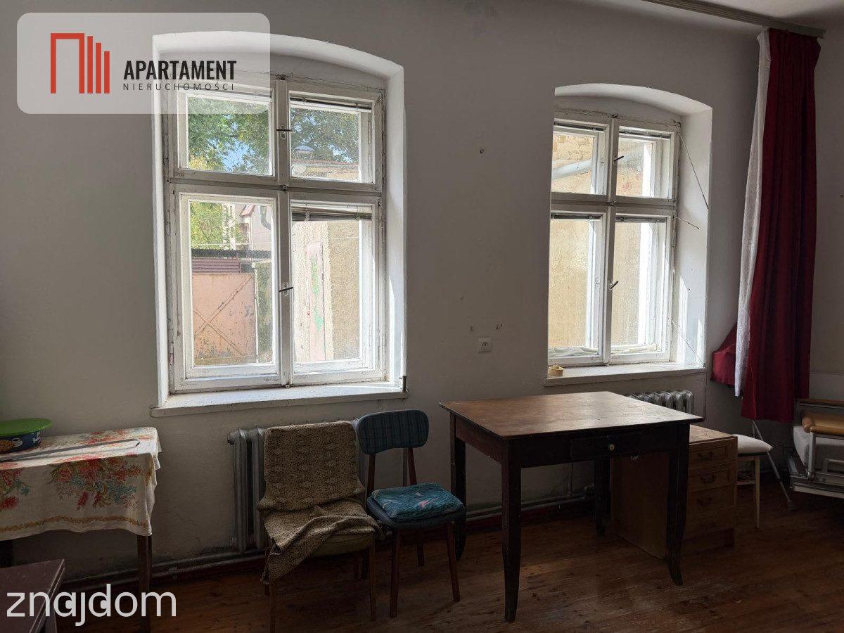 Klimatyczne mieszkanie na parterze - zdjęcie 3