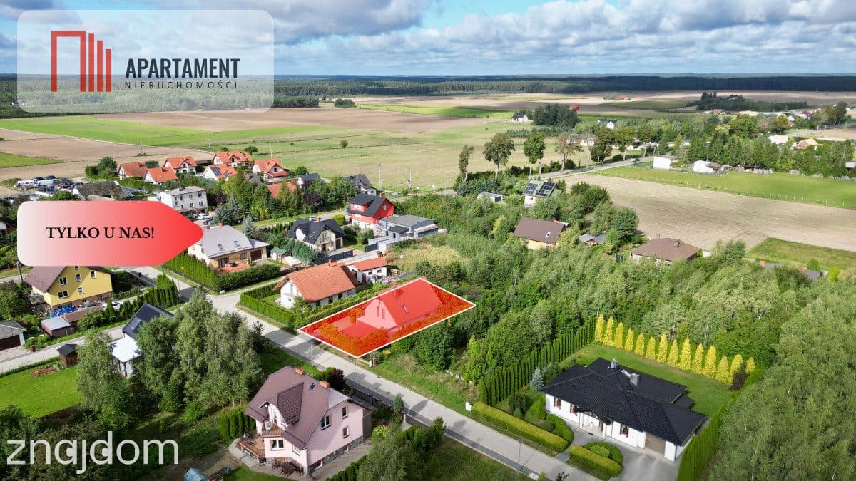Przestronny dom rodzinny w otoczeniu zieleni