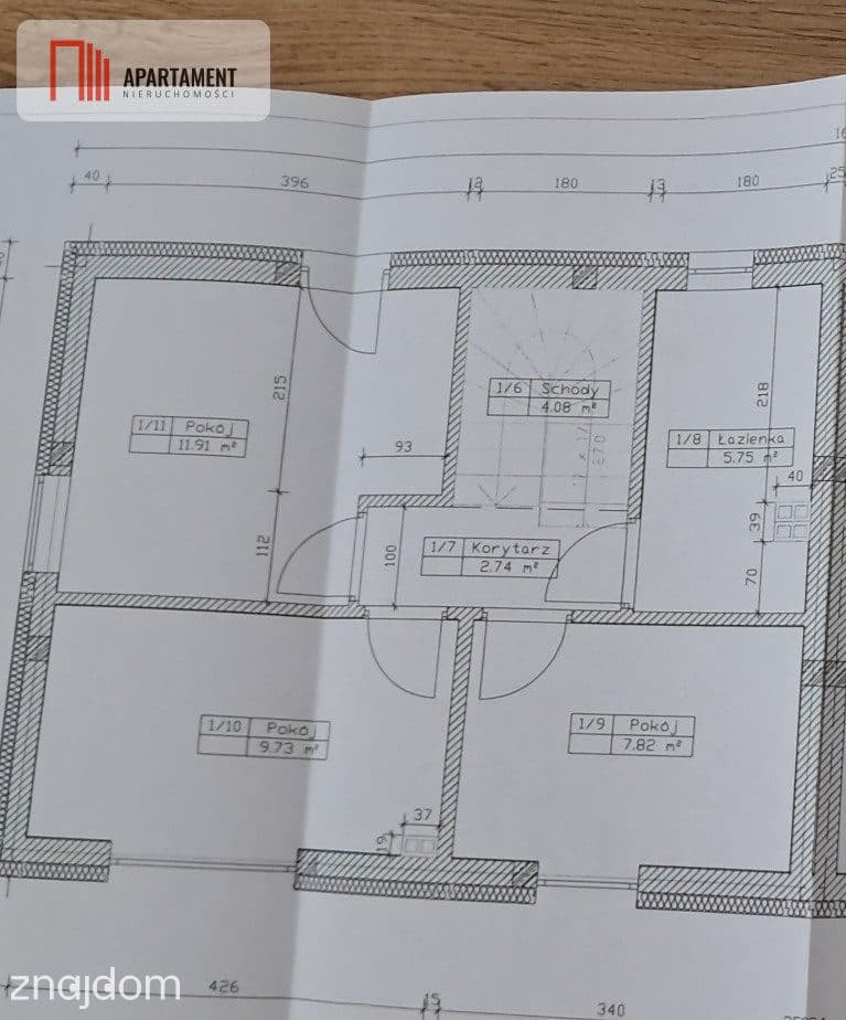 Komfortowy dom w zabudowie bliźniaczej z basenem - zdjęcie 19