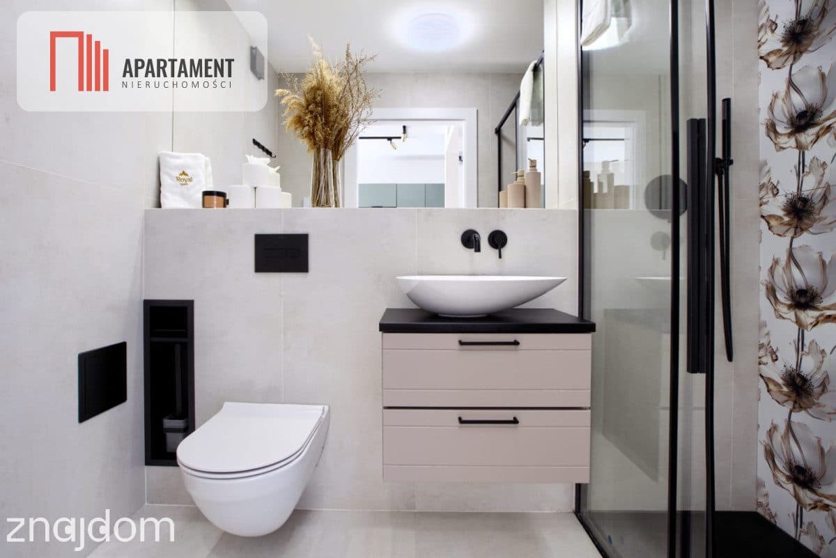 Między jeziorem a morzem-apartament w Mielnie - zdjęcie 20