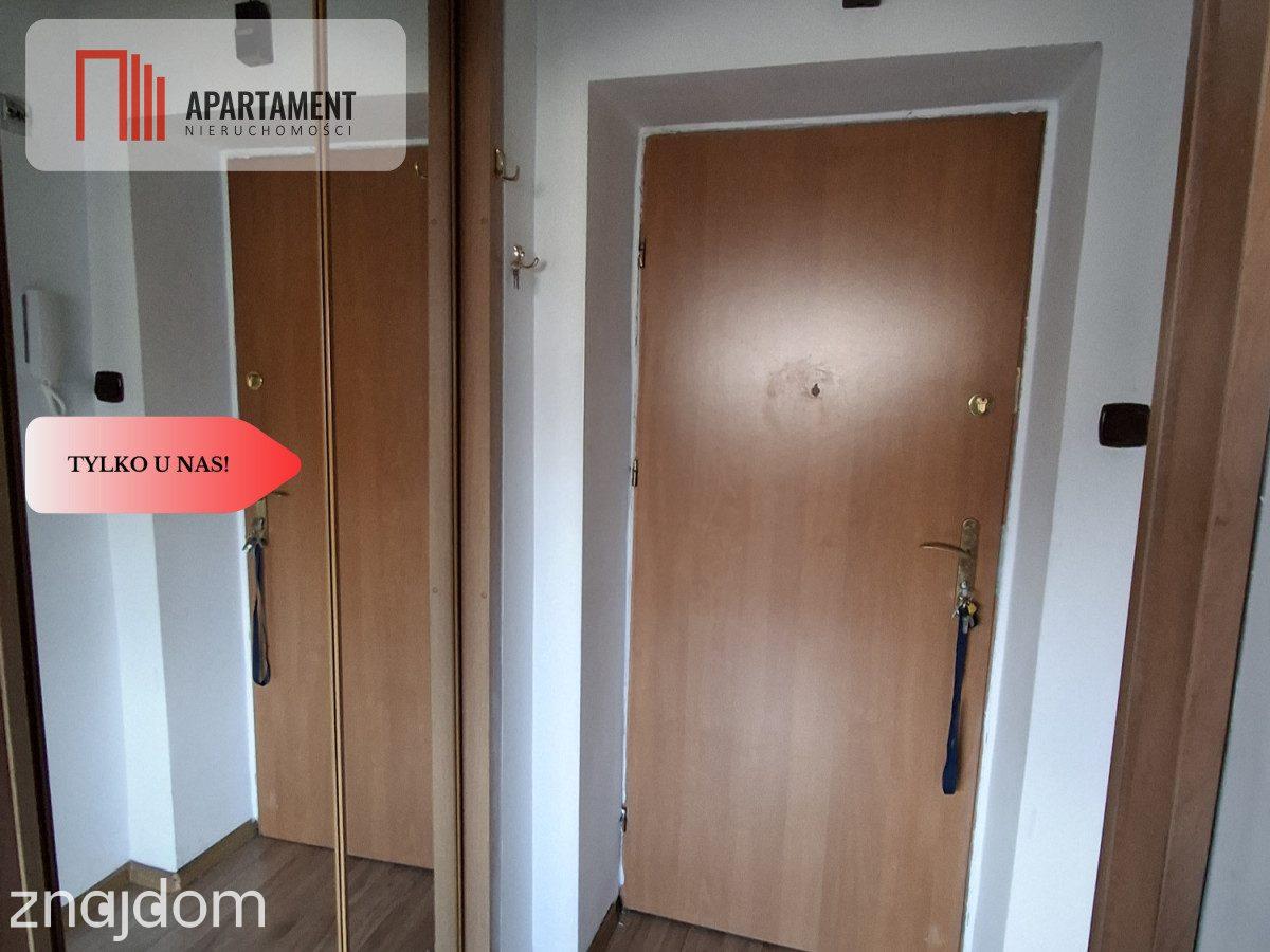 Kawalerka na sprzedaż blisko centrum - zdjęcie 2