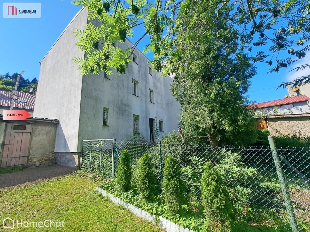 Dom z ogródkiem w centrum, w cenie mieszkania
