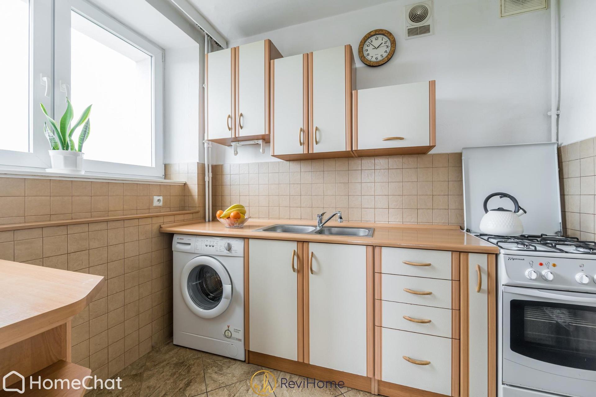 Zadbane 2 pokoje, 39m2 z windą – tuż przy Metrze Słodowiec