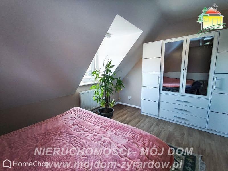 Parterowy dom z ładną działką w centrum Międzyborowa.