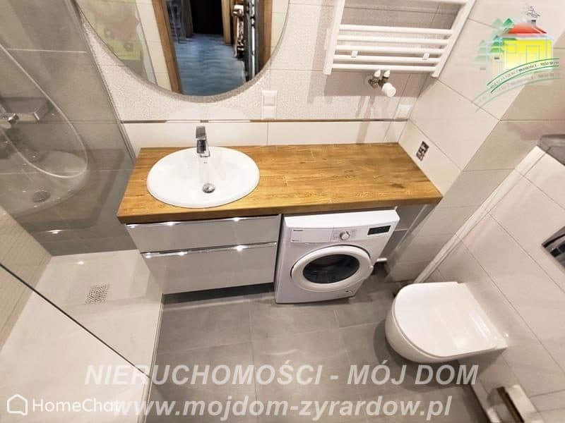 Nowoczesne mieszkanie w bloku z windą, blisko centrum.