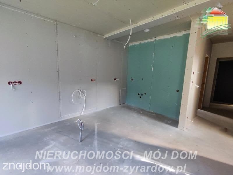 Ładny dom do wykończenia w otoczeniu lasu, blisko Radziejowic. - zdjęcie 8