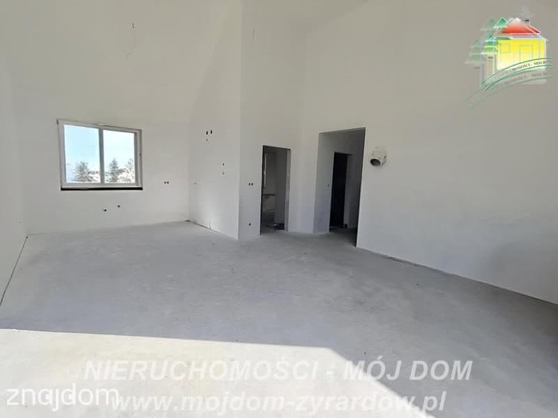 Nieduży, parterowy dom do własnej aranżacji, działka ok. 520 m2. - zdjęcie 4