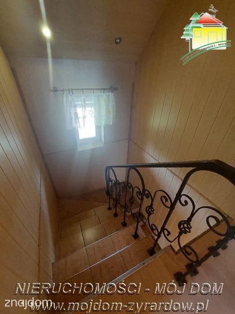 Piękny dom ze stawem, zagospodarowaną działką i drugim budynkiem. - zdjęcie 13