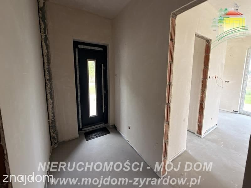 Przestronny dom w Bronisławowie! - zdjęcie 8