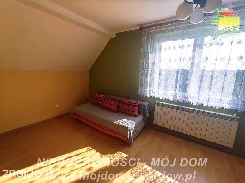 Piękny dom ze stawem, zagospodarowaną działką i drugim budynkiem. - zdjęcie 13