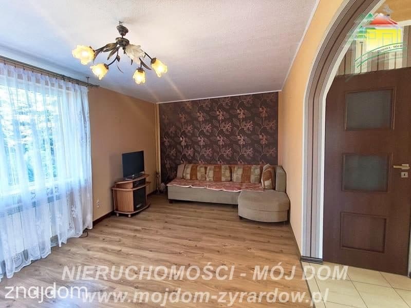 Piękny dom ze stawem, zagospodarowaną działką i drugim budynkiem. - zdjęcie 9