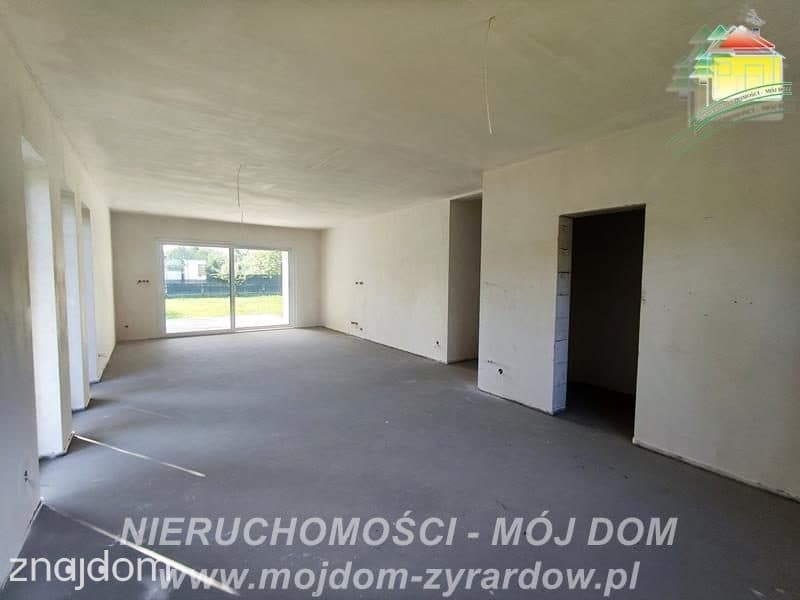Dom w stanie deweloperskim, spokojna okolica. - zdjęcie 4