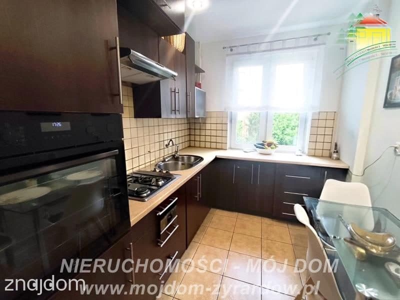 Funkcjonalne, zadbane M-4 na 1 piętrze. - zdjęcie 9
