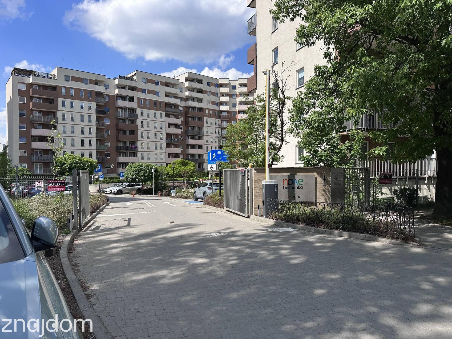 Słoneczne mieszkanie z osobną sypialnią i dużym balkonem - zdjęcie 17