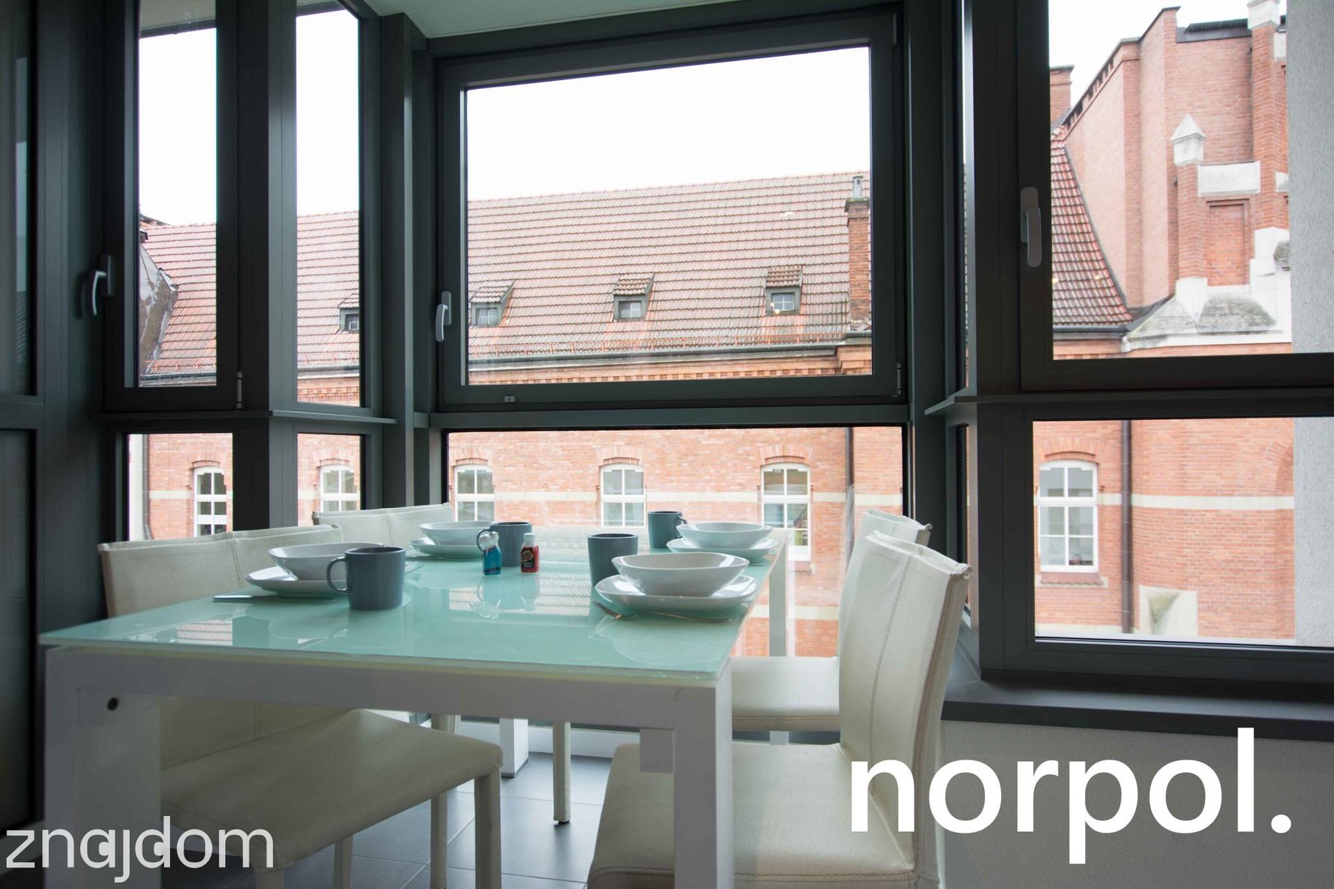 Dwupoziomowe mieszkanie z dużym tarasem/ Apartment with a large terrace - zdjęcie 4