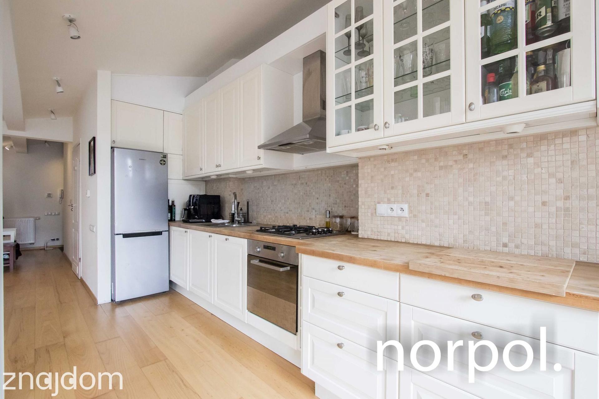 Stylowy apartament z jedną sypialnią i tarasem w centrum Kazimierza - zdjęcie 8