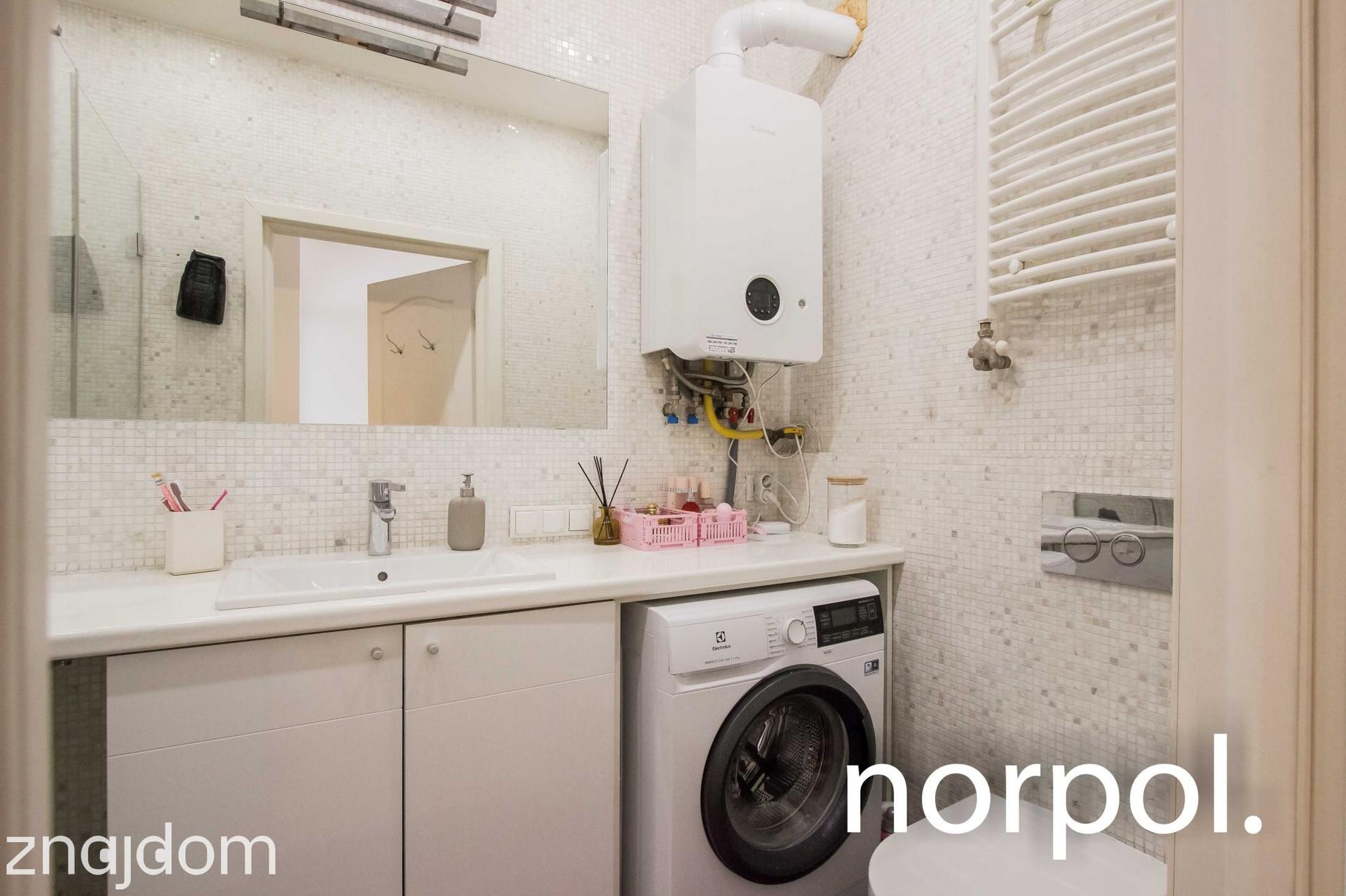 Stylowy apartament z jedną sypialnią i tarasem w centrum Kazimierza - zdjęcie 10
