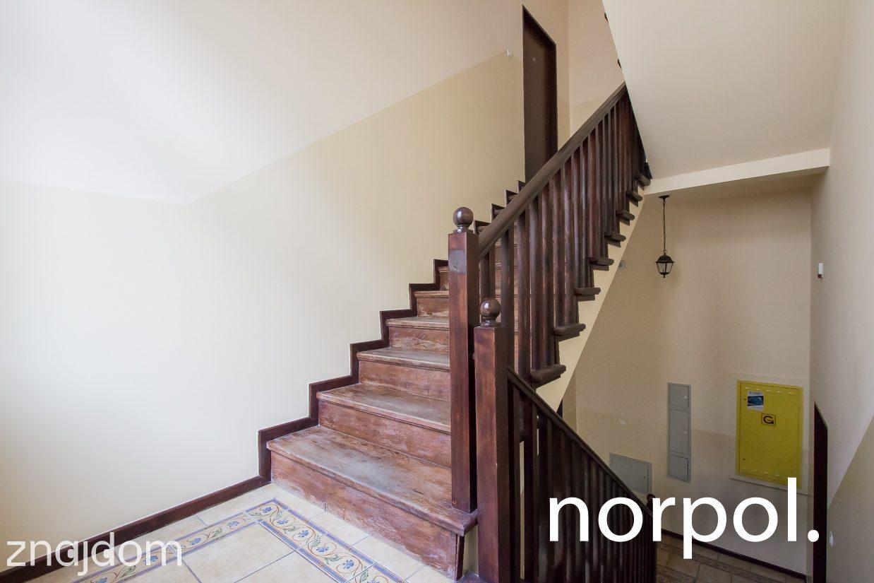 Stylowy apartament z jedną sypialnią i tarasem w centrum Kazimierza - zdjęcie 19