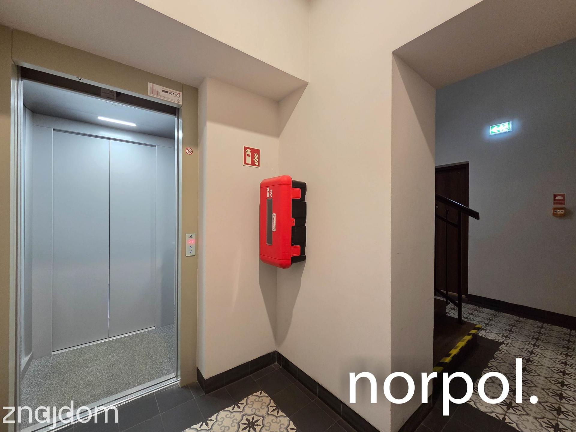 80 m² blisko Rynku | Idealne na studio, pracownię, mieszkanie lub 2w1 - zdjęcie 10