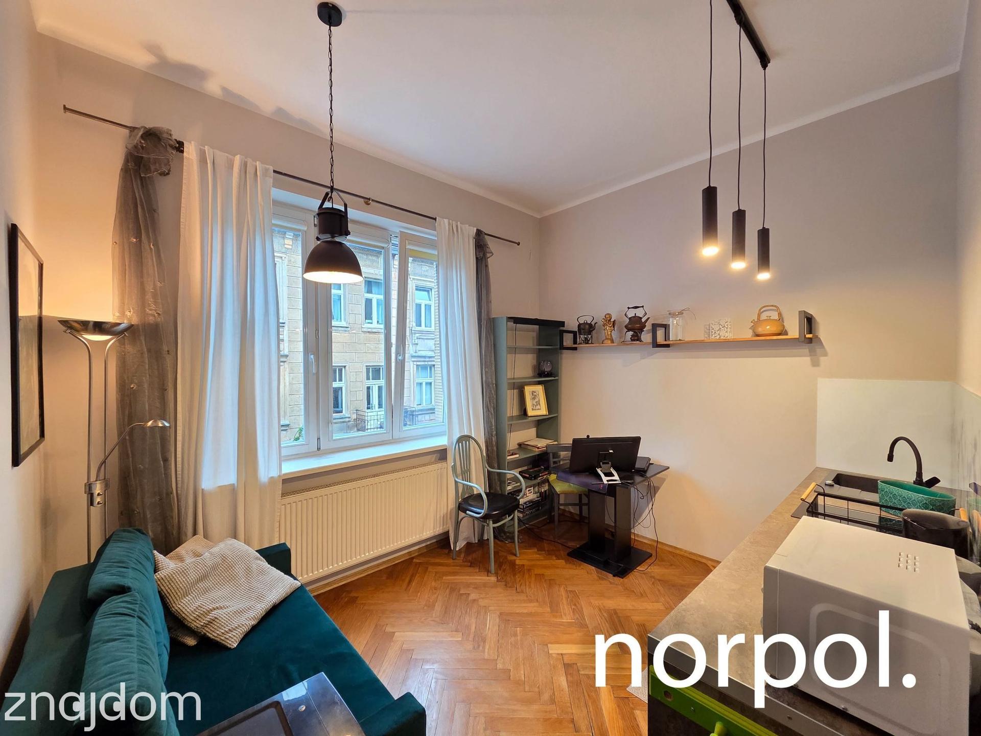 Stare Miasto | 52 m² | Umeblowane | 10 min spacerem od Rynku Głównego - zdjęcie 2
