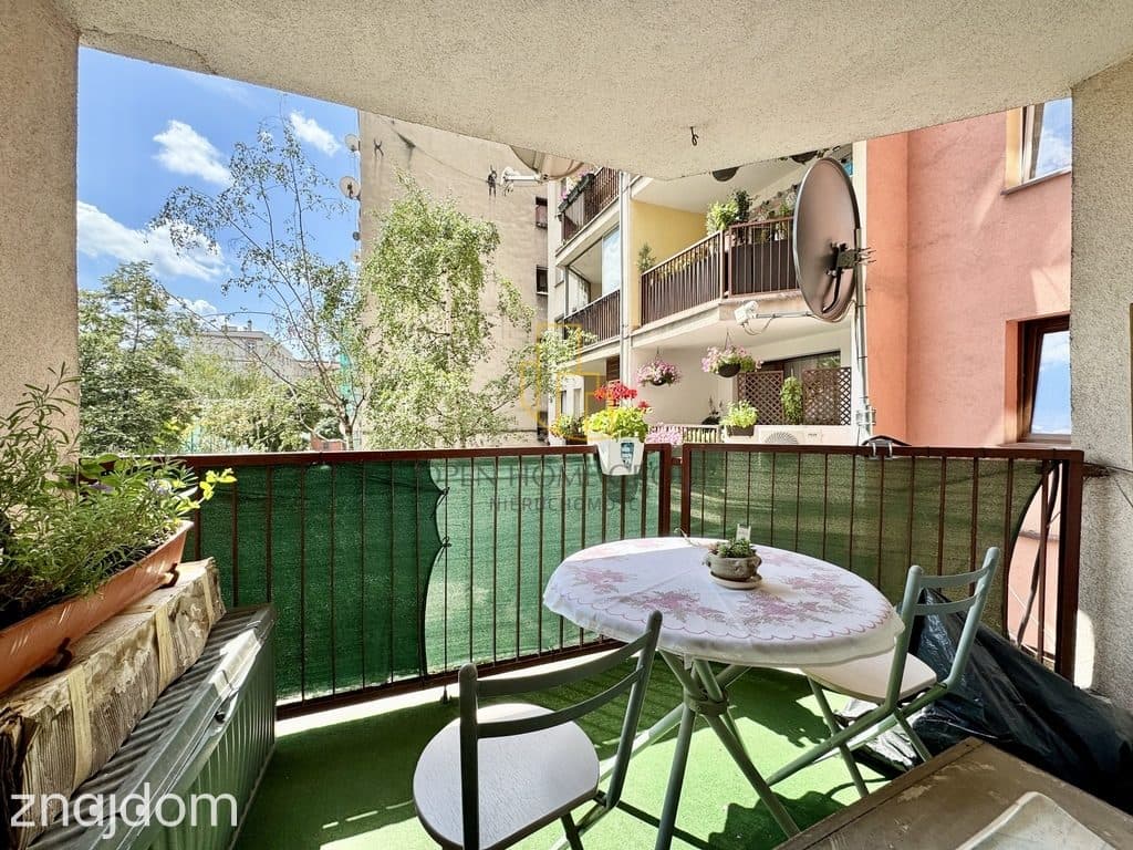 Centrum / rozkład / duży balkon / komórka