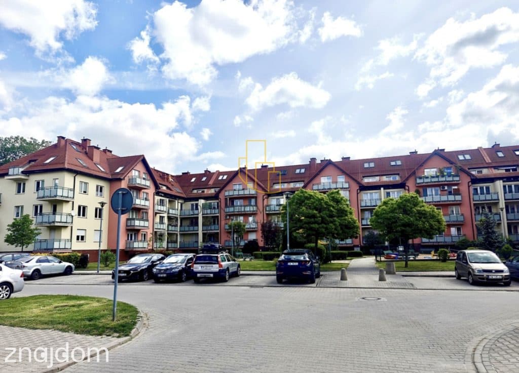 Pilczyce/Park/70m2/lux/2006r