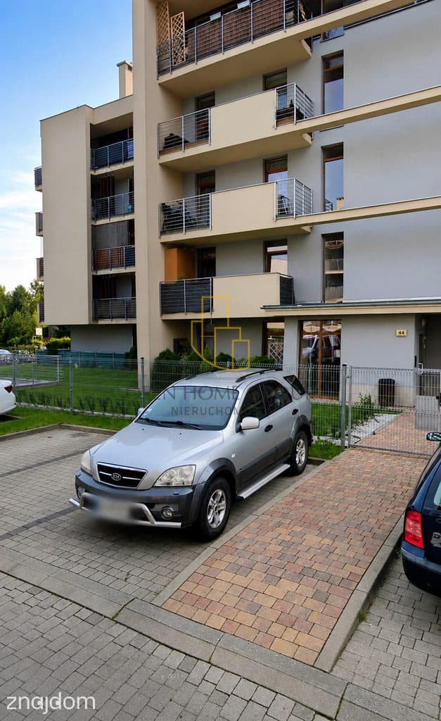 Duża kawalerka 30 m² | nowa kuchnia | niski czynsz - zdjęcie 2