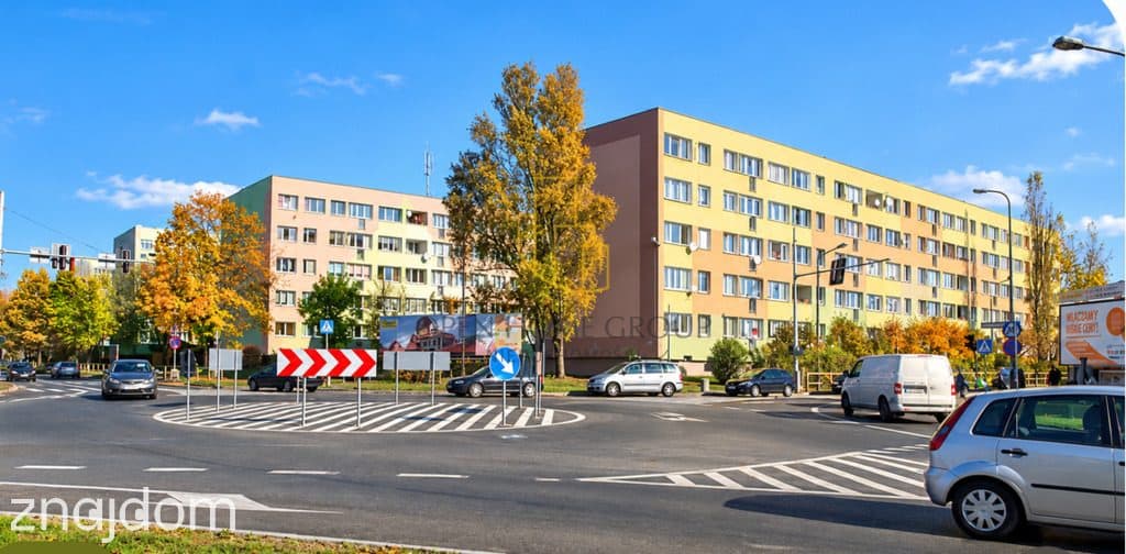 Kawalerka z osobną kuchnią | UL. Różyckiego - zdjęcie 2
