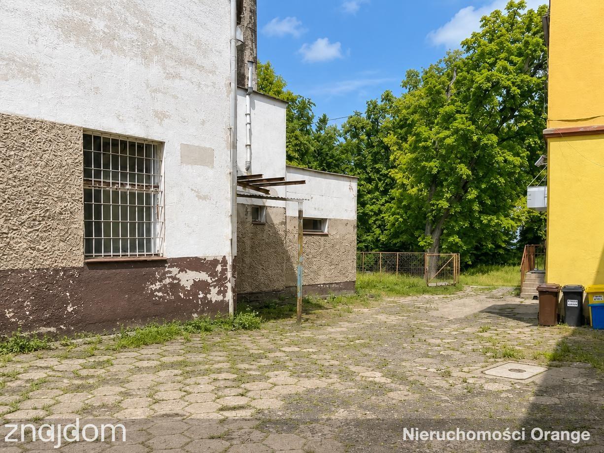Nieruchomość pod usługi w centrum miasta - zdjęcie 3