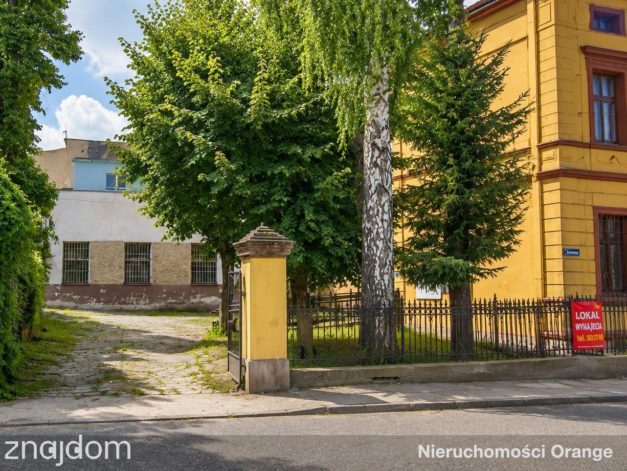 Nieruchomość pod usługi w centrum miasta - zdjęcie 5