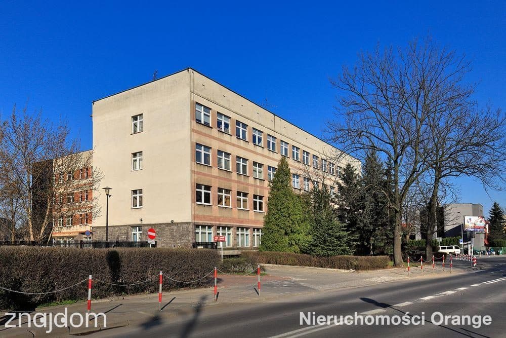 Atrakcyjna nieruchomość pod różnorodne usługi - zdjęcie 13