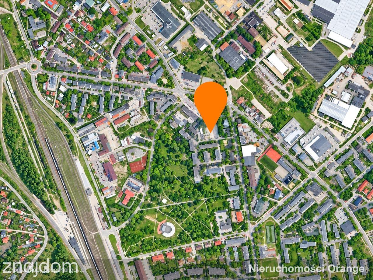 Budynek idealny na cele usługowe, niedaleko centrum - zdjęcie 11