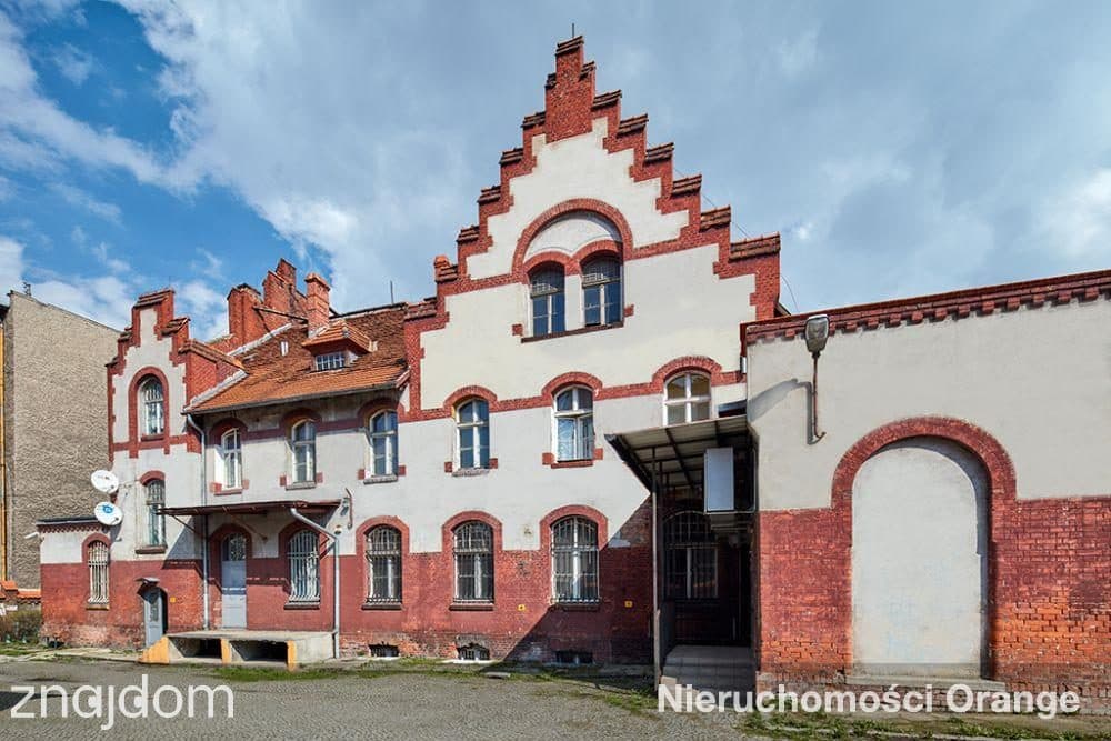 Historyczny budynek na Starym Zdroju - zdjęcie 5