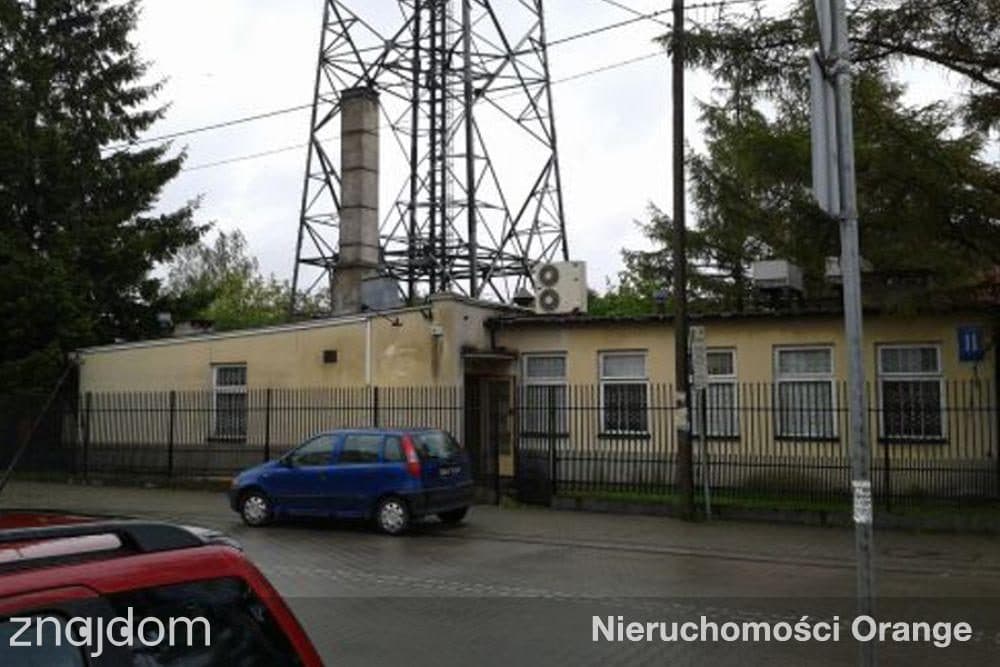 Działka z budynkami techniczno-gospodarczymi - zdjęcie 7