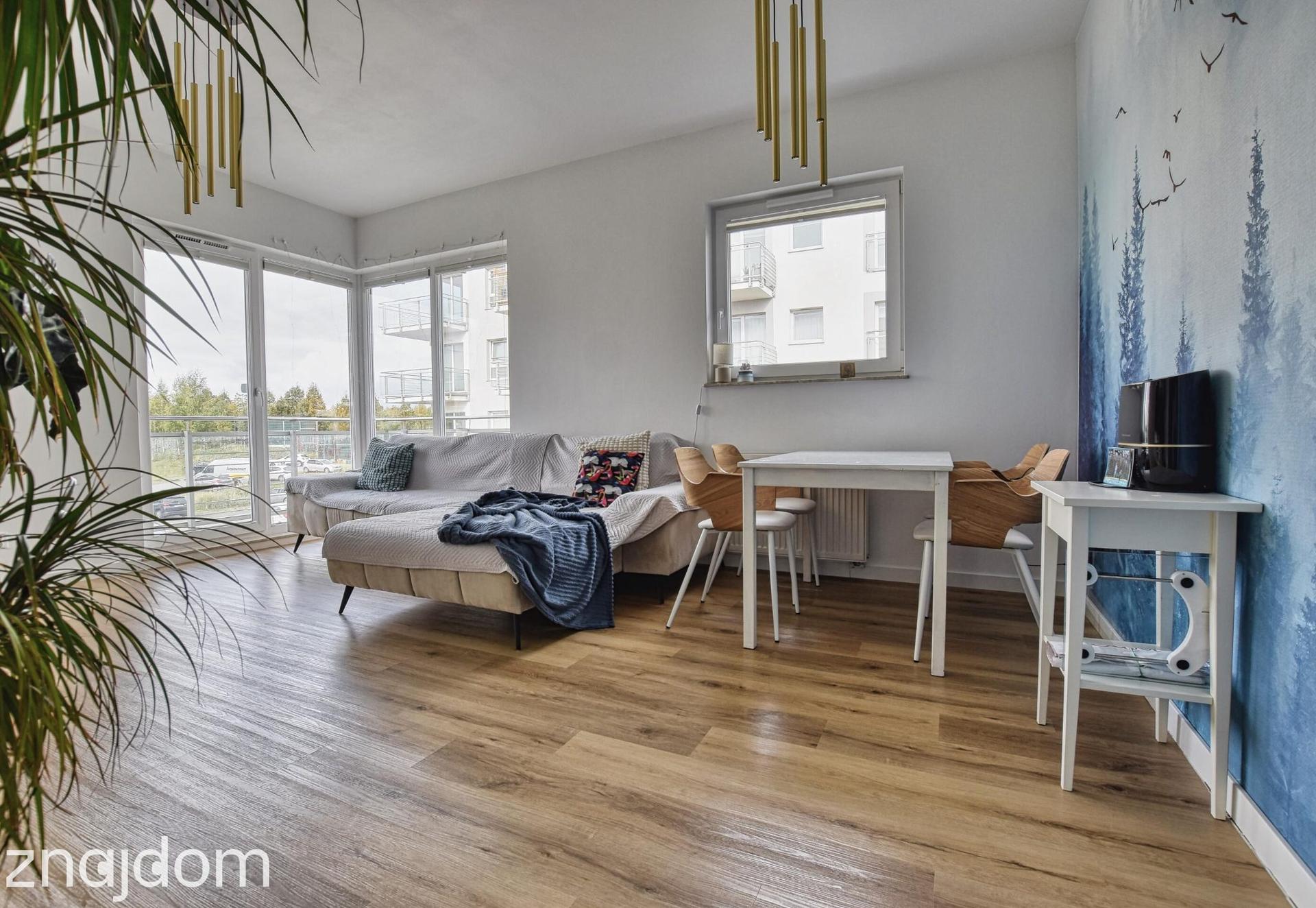 70 m² | 3 pokoje | Balkon 10 m² | Wysoki standard - zdjęcie 3