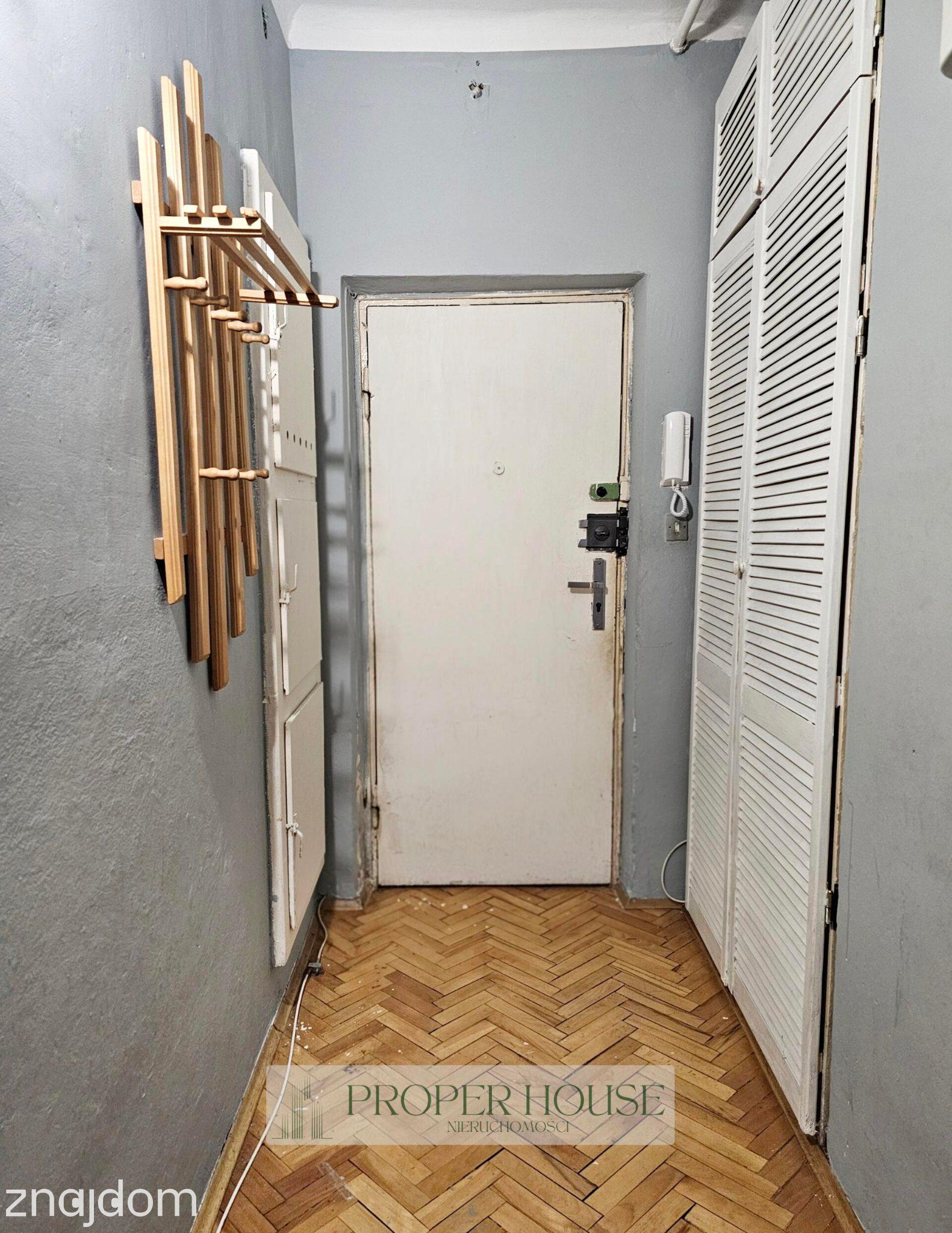 Przestronne 50m² na 1. piętrze – ul. Kołłątaja | Garaż | Opcja Remontu - zdjęcie 9