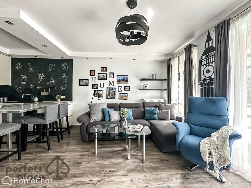 Kępa Mieszczańska_2 pokoje_balkon_miejsce post.