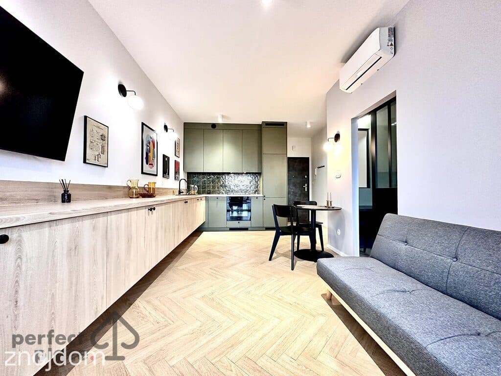 ul. Jedności Narodowej _2 pok _balkon _od 01.09