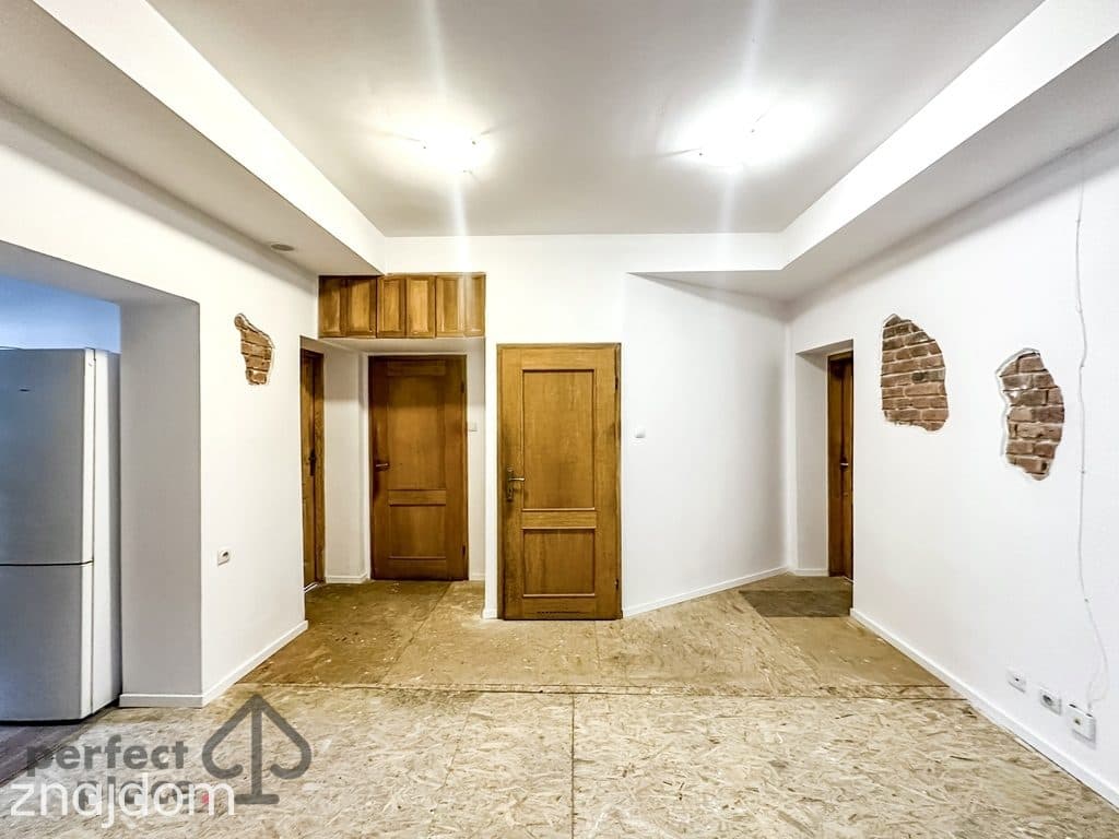 Przedmieście Oławskie_Komuny Paryskiej_92m2_5pokoi_balkon