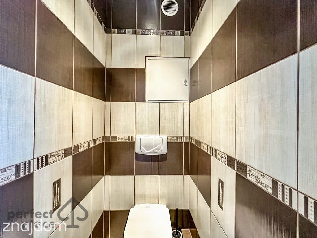 Borek_Krzyki_ul. Hallera_100m2_3 pok_balkon - zdjęcie 19