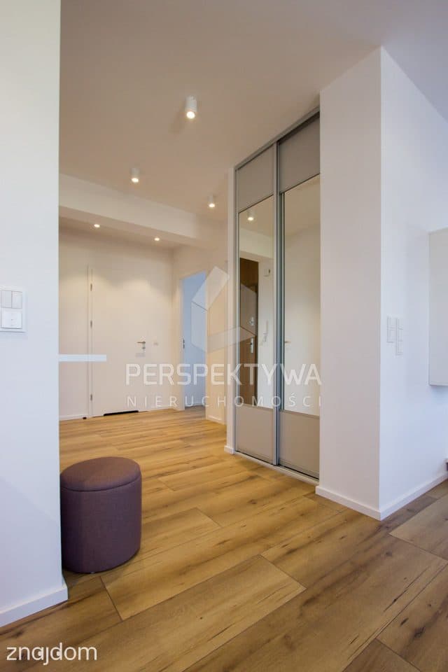 APARTAMENT Z MIEJSCEM POSTOJOWYM - zdjęcie 10